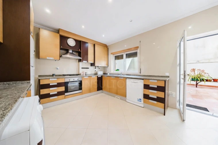 Apartamento T2 para Venda em Caldas da Rainha - Santo Onofre e Serra do Bouro Foto 11