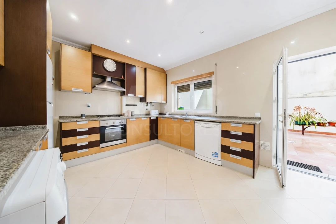 Apartamento T2 para Venda em Caldas da Rainha - Santo Onofre e Serra do Bouro Foto 11