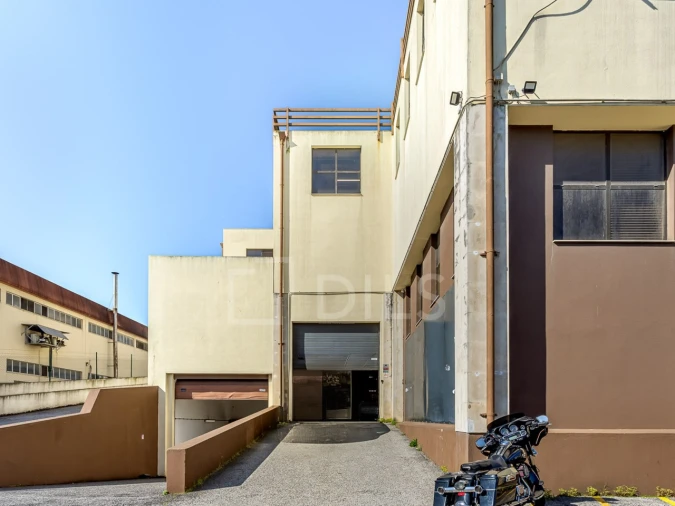 Armazém para Arrendamento em Alfragide Foto 19
