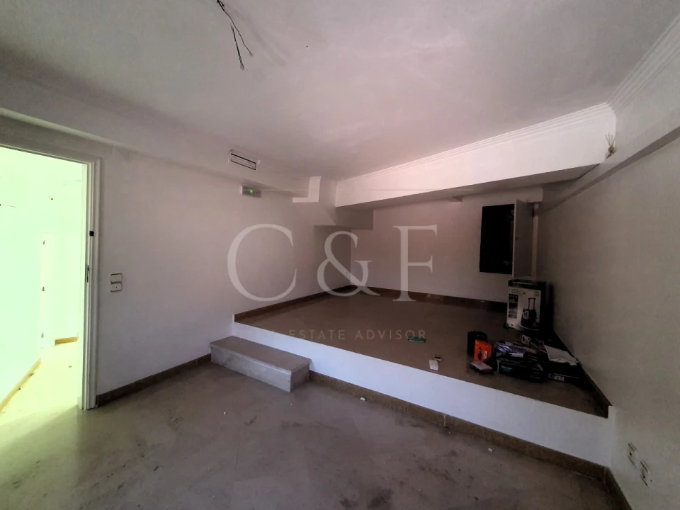 Loja para Arrendamento em Almada, Cova da Piedade, Pragal e Cacilhas Foto 16