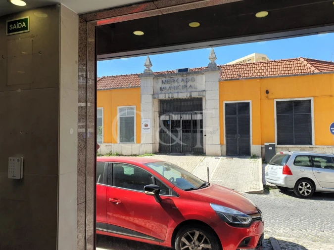 Loja para Arrendamento em Almada, Cova da Piedade, Pragal e Cacilhas Foto 22