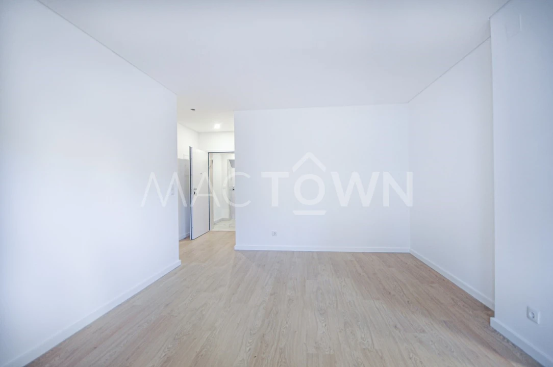 Apartamento T1 para Venda em Camarate, Unhos e Apelação Foto 12