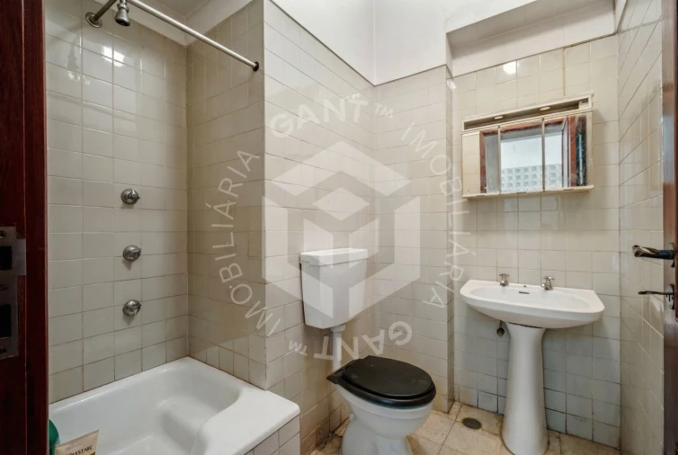 Apartamento T5 para Venda em Algés, Linda-A-Velha e Cruz Quebrada-Dafundo Foto 12