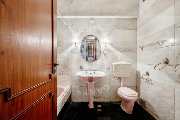 Apartamento T5 para Venda em Algés, Linda-A-Velha e Cruz Quebrada-Dafundo Foto 22