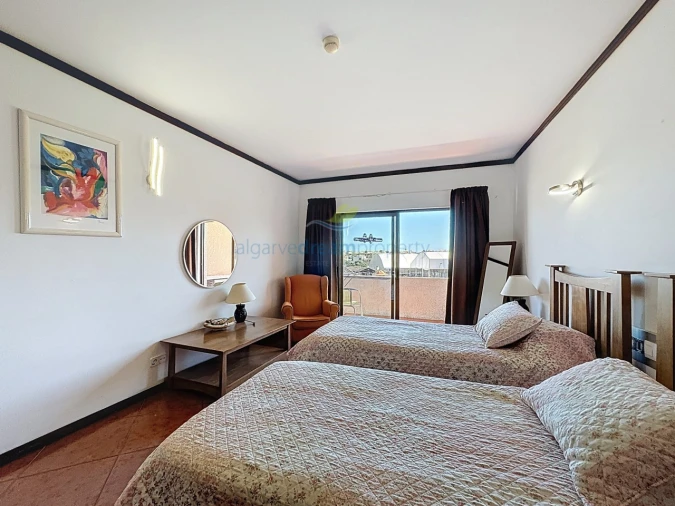 Apartamento T1 para Venda em Albufeira e Olhos de Água Foto 13