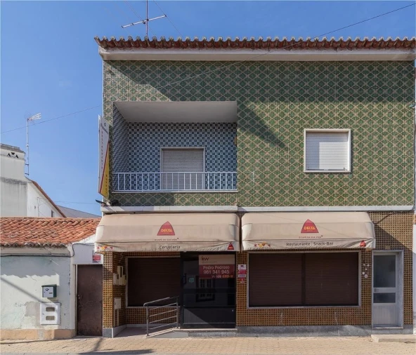 Moradia T4 para Venda em Pego Foto 1