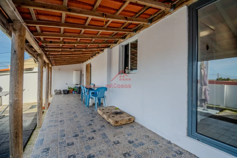 Moradia T3 para Venda em São Pedro da Cadeira Foto 19