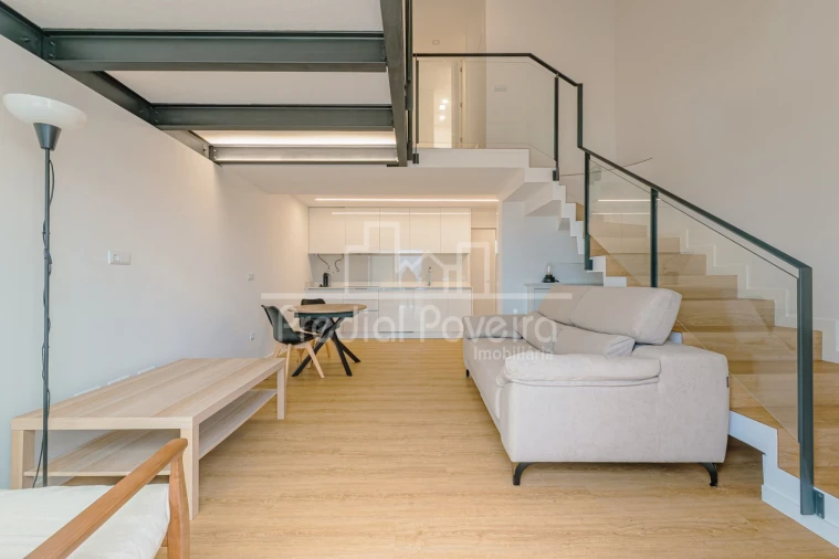 Apartamento T2 para Venda em Aver-O-Mar, Amorim e Terroso