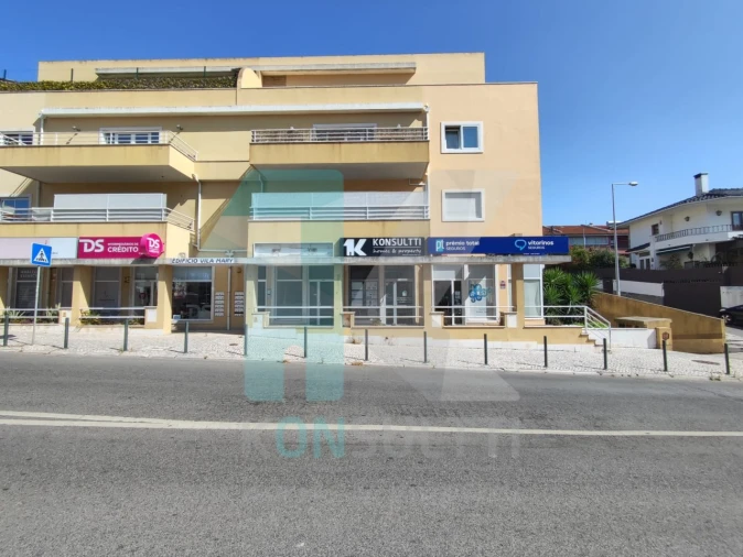 Loja para Venda em Carcavelos e Parede Foto 2