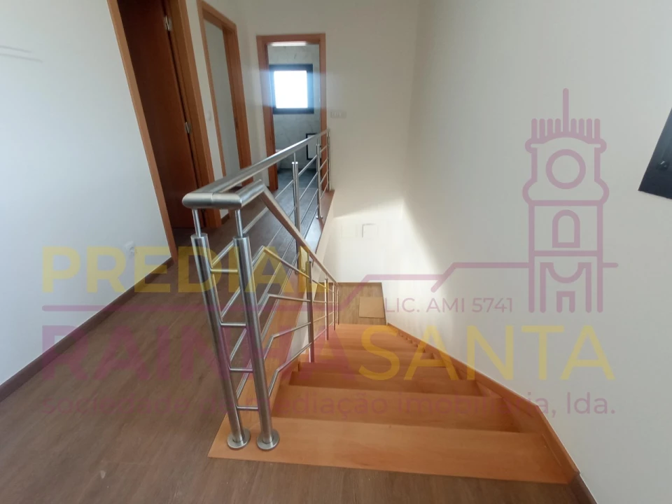 Moradia T3 para Arrendamento em São Pedro de Alva e São Paio de Mondego Foto 19