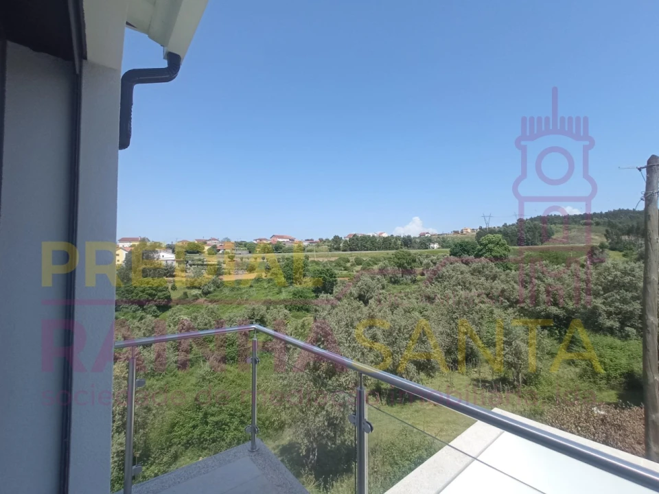 Moradia T3 para Arrendamento em São Pedro de Alva e São Paio de Mondego Foto 34