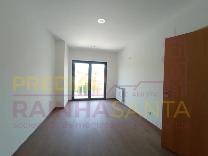 Moradia T3 para Arrendamento em São Pedro de Alva e São Paio de Mondego Foto 11