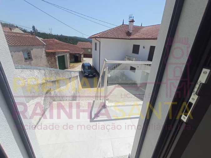 Moradia T3 para Arrendamento em São Pedro de Alva e São Paio de Mondego Foto 35