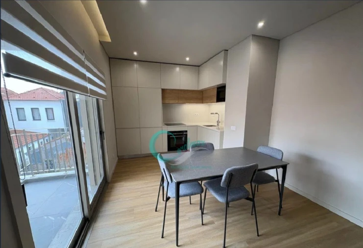 Apartamento T1 para Venda em Ramalde Foto 1