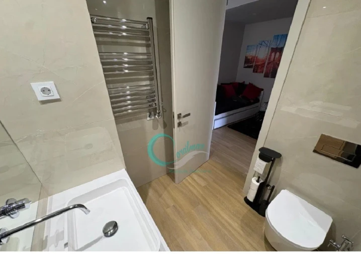 Apartamento T1 para Venda em Ramalde Foto 7