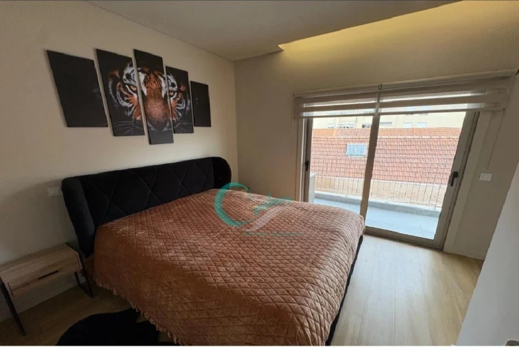 Apartamento T1 para Venda em Ramalde Foto 21