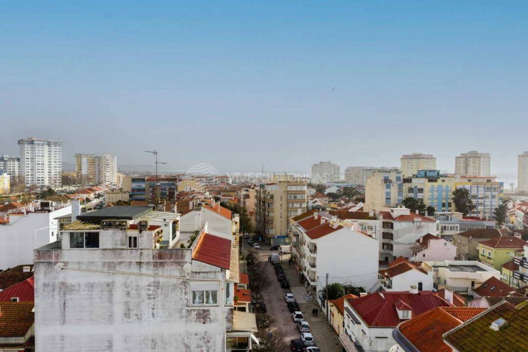 Apartamento T3 para Venda em Costa da Caparica Foto 36