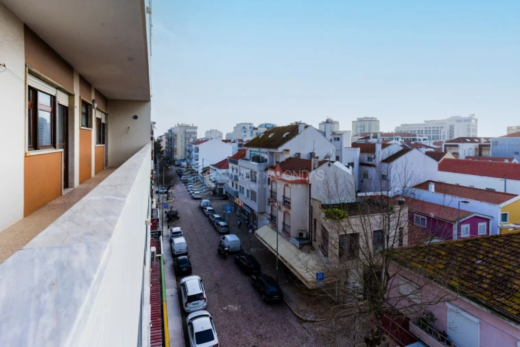 Apartamento T3 para Venda em Costa da Caparica Foto 7