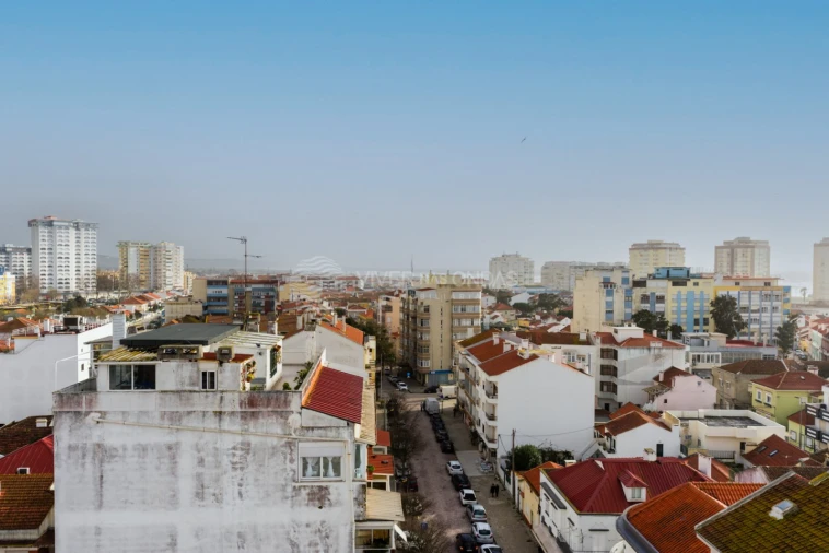 Apartamento T3 para Venda em Costa da Caparica Foto 36