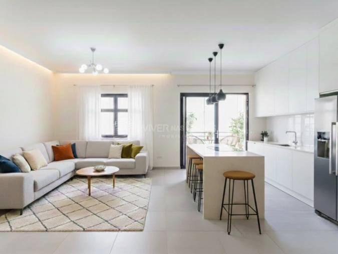 Apartamento T3 para Venda em Costa da Caparica Foto 2