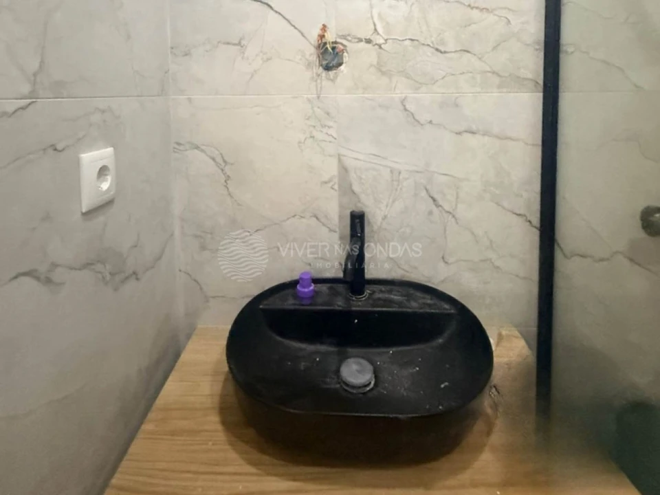 Apartamento T2 para Venda em Fanhões Foto 13