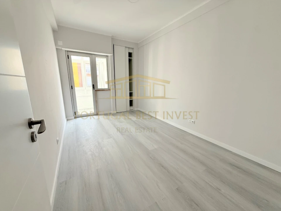 Apartamento T2 para Venda em Oeiras e São Julião da Barra, Paço de Arcos e Caxias Foto 5