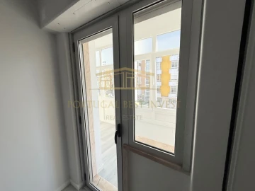 Apartamento T2 para Venda em Oeiras e São Julião da Barra, Paço de Arcos e Caxias