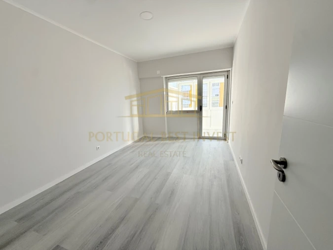 Apartamento T2 para Venda em Oeiras e São Julião da Barra, Paço de Arcos e Caxias Foto 8