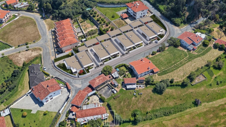 Moradia T3 para Venda em Santa Maria da Feira, Travanca, Sanfins e Espargo Foto 13