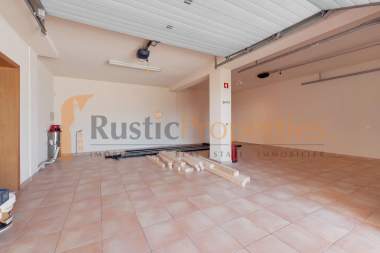 Moradia T5 para Venda em Loule (São Sebastião) Foto 25