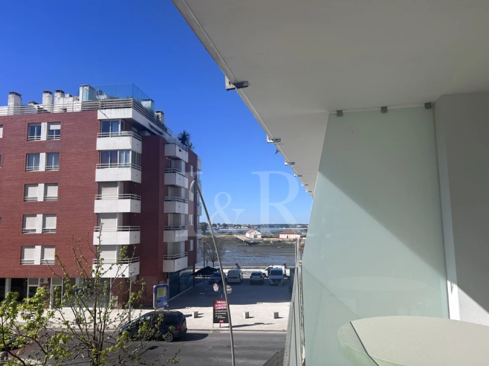 Apartamento T3 para Venda em Barreiro e Lavradio Foto 2