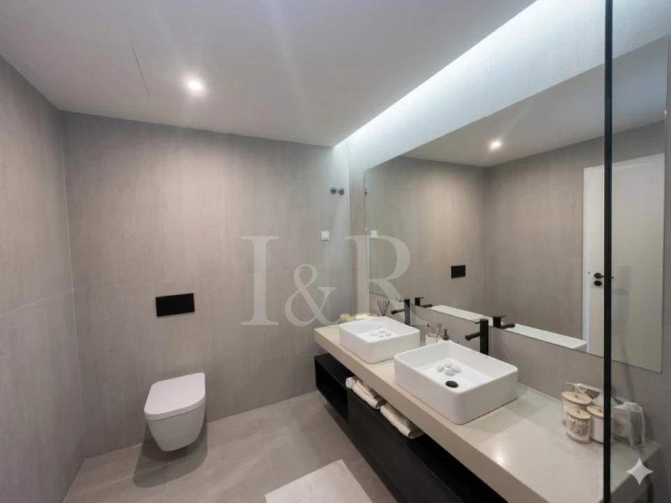 Apartamento T4 para Venda em Barreiro e Lavradio Foto 16