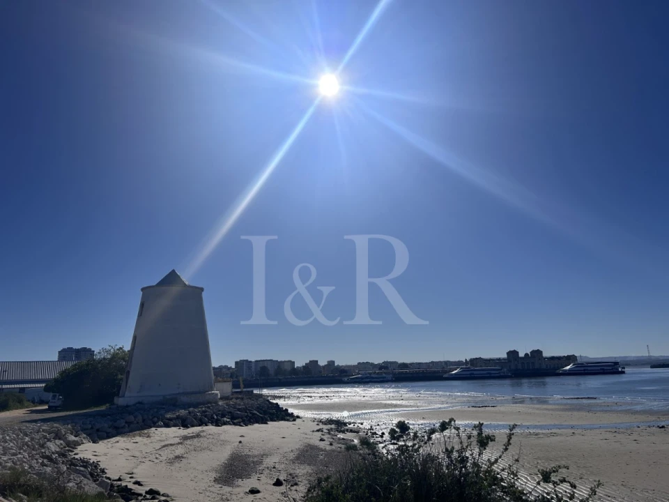 Apartamento T2 para Venda em Barreiro e Lavradio Foto 22