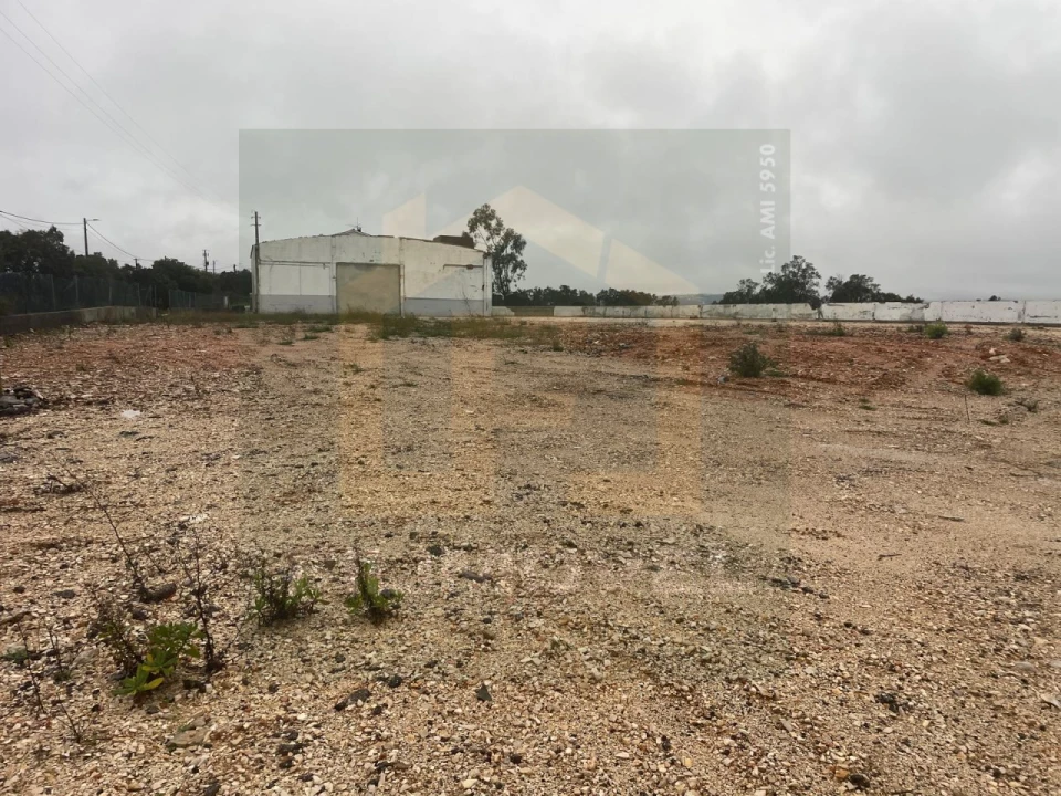 Terreno Comércio / Armazém para Venda em Nossa Senhora das Misericordias Foto 2