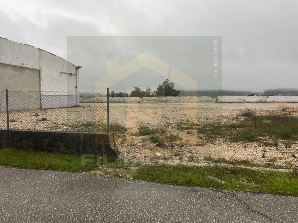 Terreno Comércio / Armazém para Venda em Nossa Senhora das Misericordias Foto 3