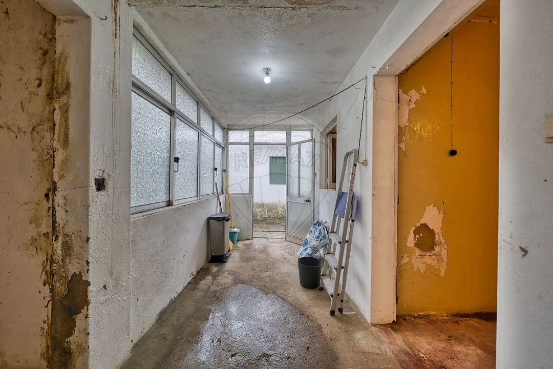 Moradia T2 para Venda em Vale de Cavalos Foto 29