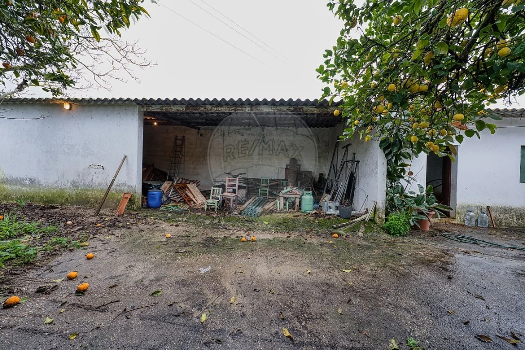 Moradia T2 para Venda em Vale de Cavalos Foto 7