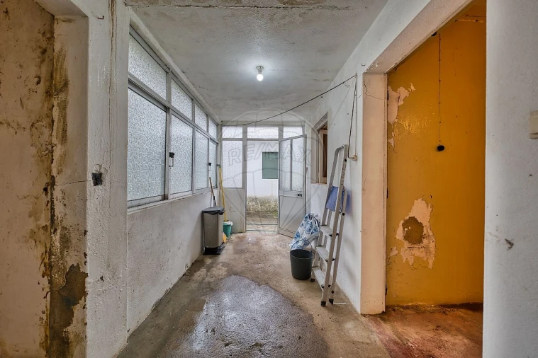 Moradia T2 para Venda em Vale de Cavalos Foto 29