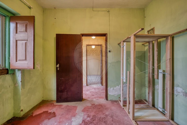 Moradia T2 para Venda em Vale de Cavalos Foto 20