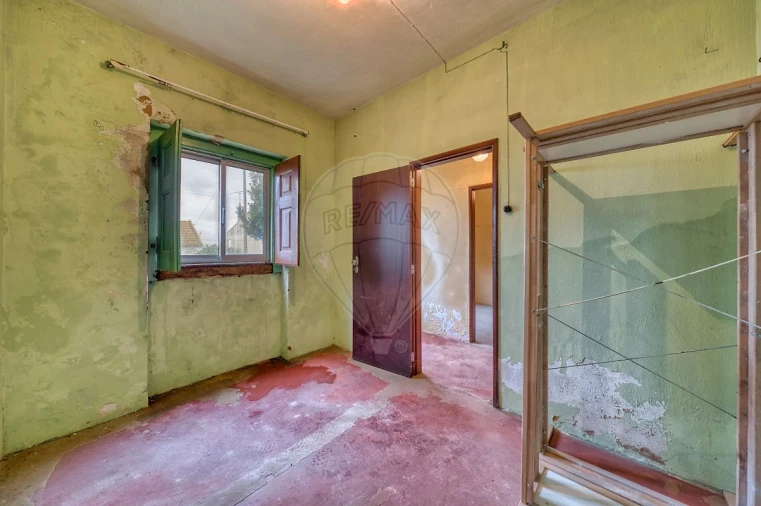 Moradia T2 para Venda em Vale de Cavalos Foto 22