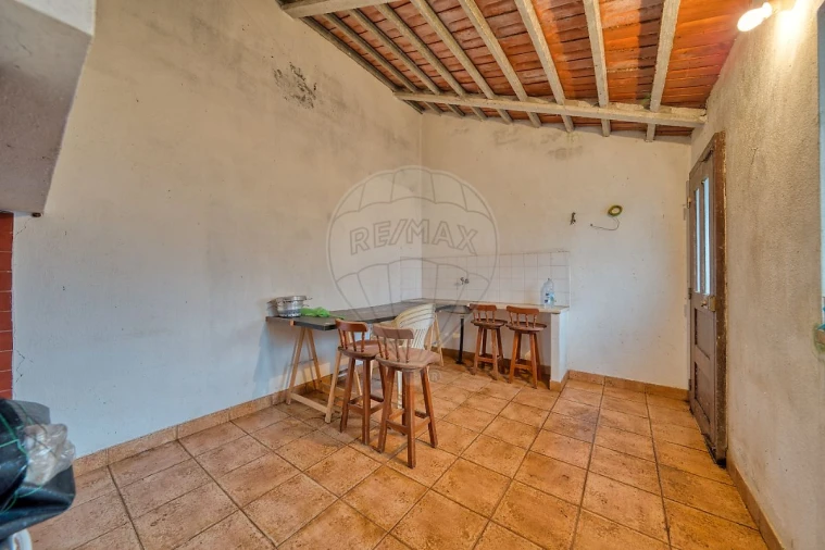 Moradia T2 para Venda em Vale de Cavalos Foto 32