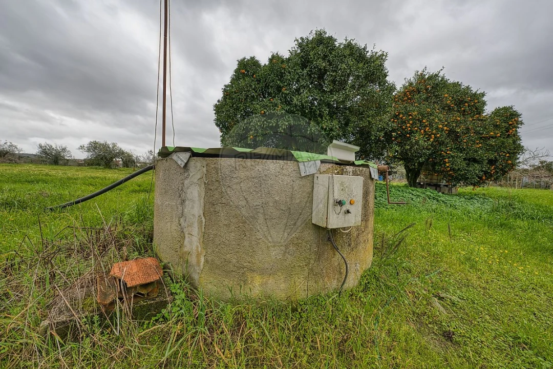 Moradia T2 para Venda em Vale de Cavalos Foto 44