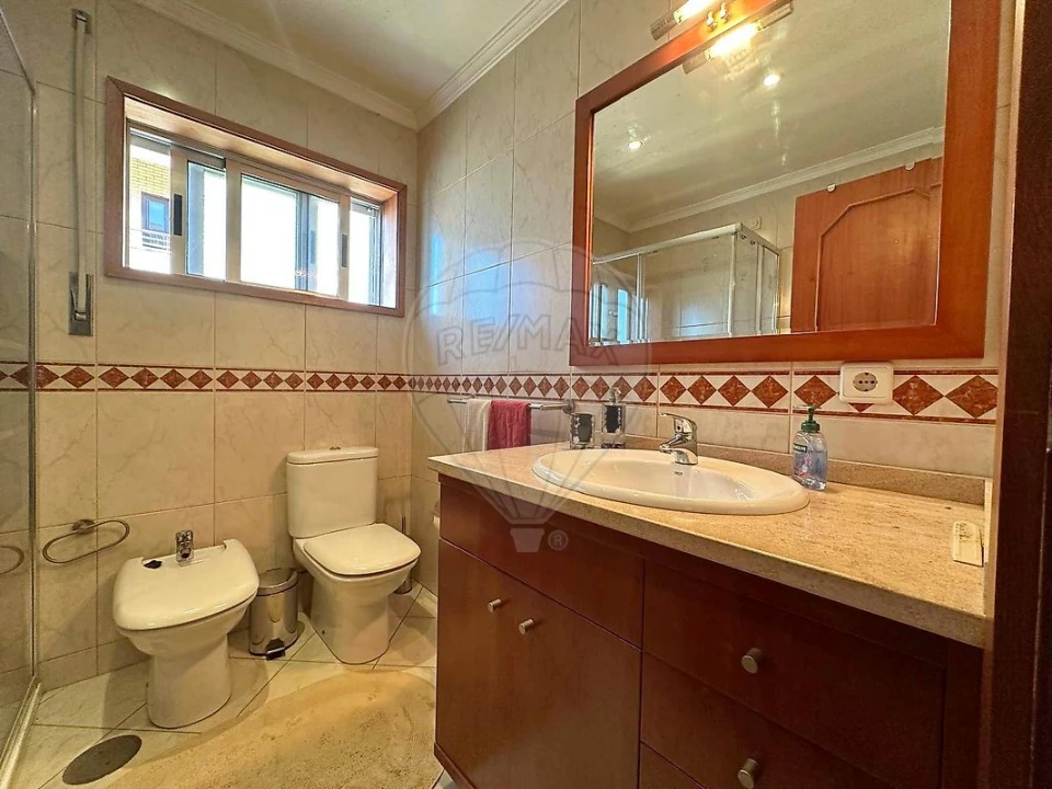 Apartamento T3 para Arrendamento em Santa Marinha e São Pedro da Afurada Foto 7