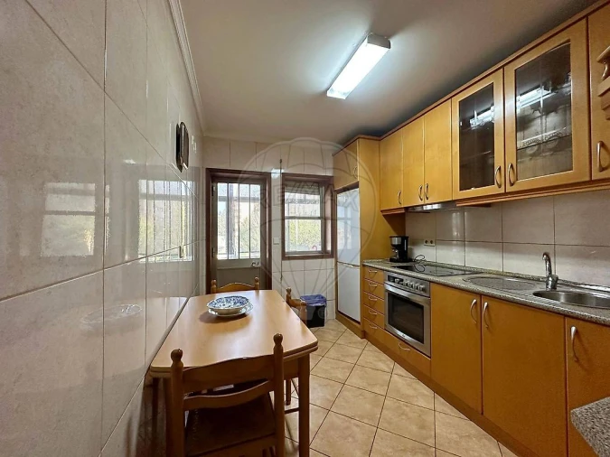 Apartamento T3 para Arrendamento em Santa Marinha e São Pedro da Afurada Foto 14