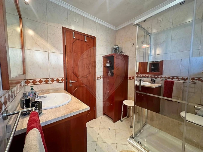 Apartamento T3 para Arrendamento em Santa Marinha e São Pedro da Afurada Foto 8