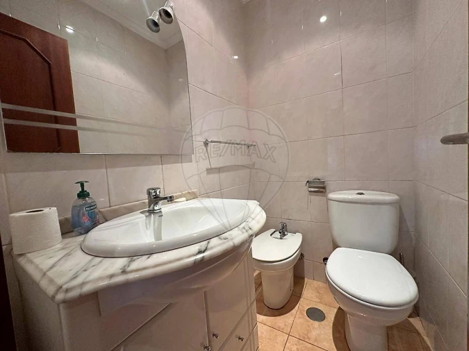 Apartamento T3 para Arrendamento em Santa Marinha e São Pedro da Afurada Foto 15