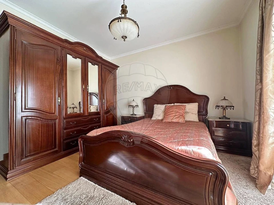 Apartamento T3 para Arrendamento em Santa Marinha e São Pedro da Afurada Foto 2