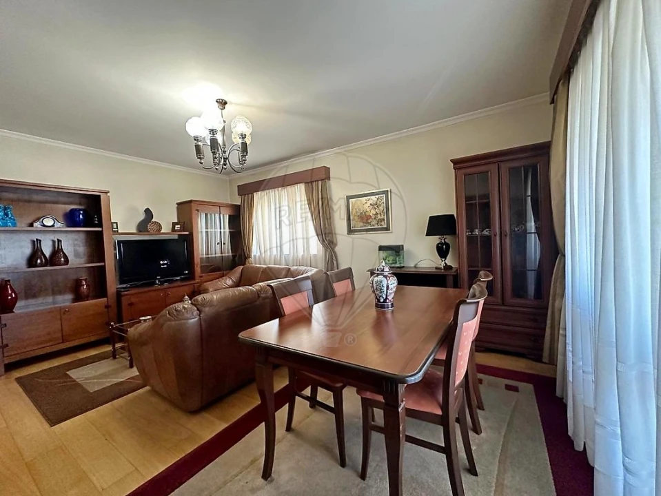 Apartamento T3 para Arrendamento em Santa Marinha e São Pedro da Afurada Foto 11