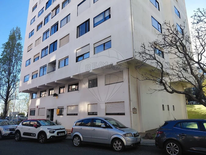 Apartamento T3 para Venda em Cacém e São Marcos