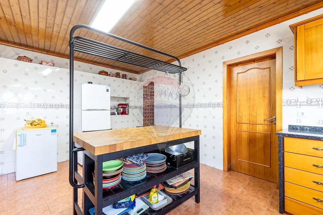 Moradia T4 para Venda em Maxial e Monte Redondo Foto 12